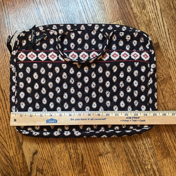 Vera Bradley Laptop Sleeve - Picture 5 of 6